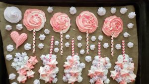 Want to learn how to make these super easy meringue pops? Rainbow, unicorn, cookies, kisses… you name it! Just a few of my best tips & tricks and you’ll be whipping up these adorable desserts in no time!