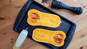 Read more about the article Easy Roasted Butternut or Acorn Squash – How to cut, peel & roast