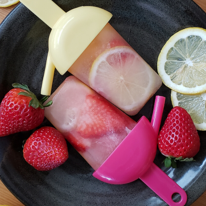 Healthy frozen treats to help you beat the summer heat! These lemon rinds are a surprising twisting this super easy recipe. Make a few for yourself. 